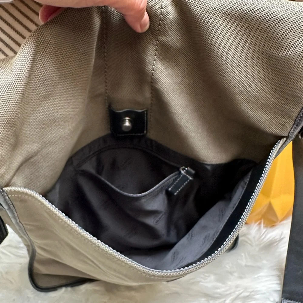Coach Leatherware 5720 Canvas/Leather Messenger Crossbody Bag